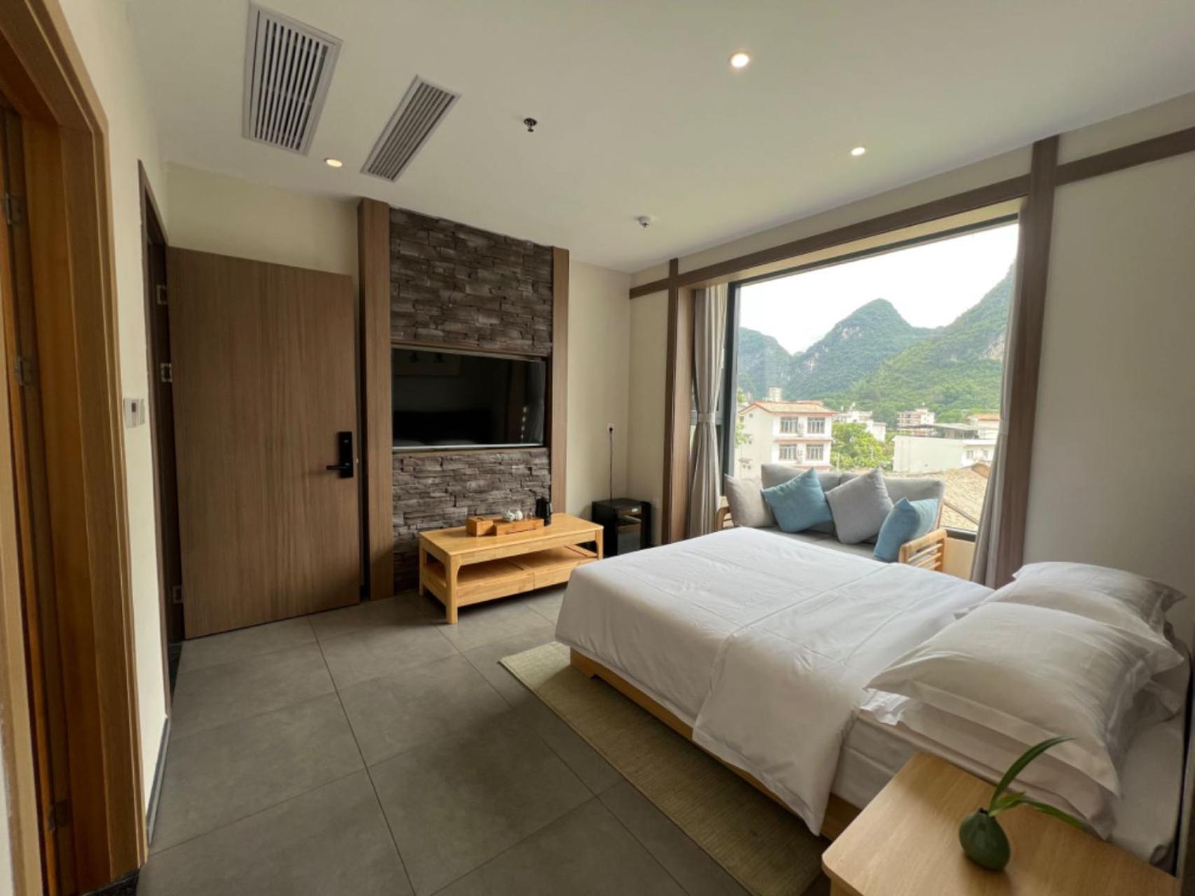 The Giggling Tree Hotel Yangshuo Exterior photo